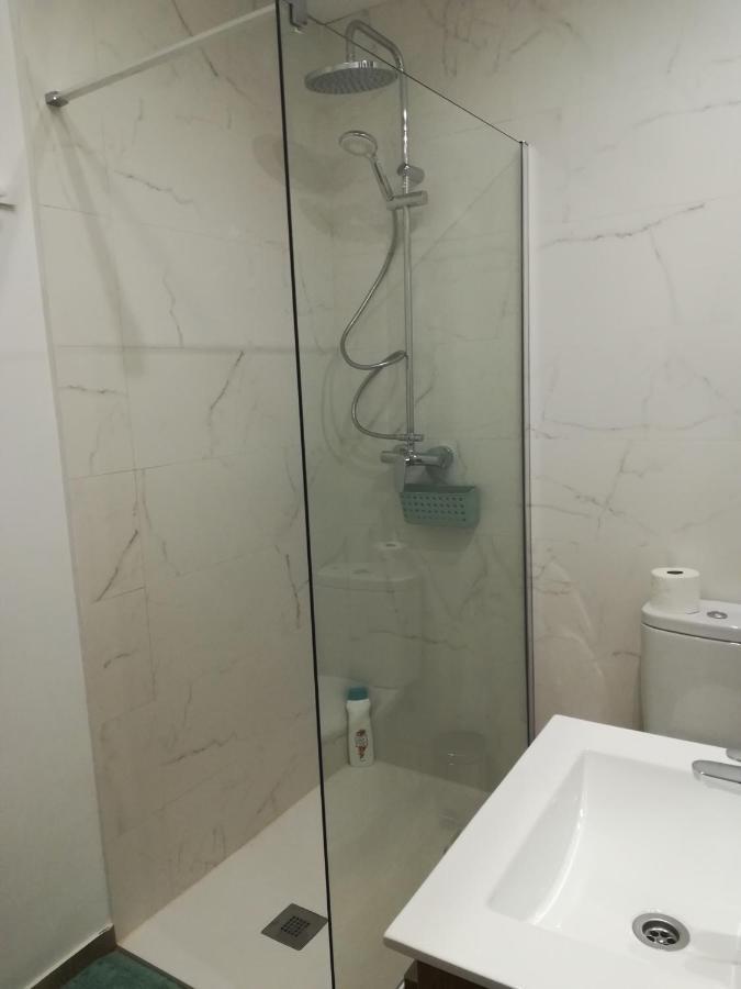 Nice Apartment In The Center Of Granada Buitenkant foto