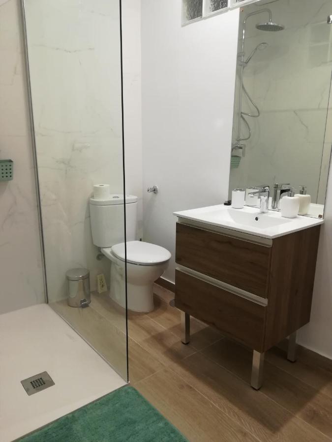 Nice Apartment In The Center Of Granada Buitenkant foto