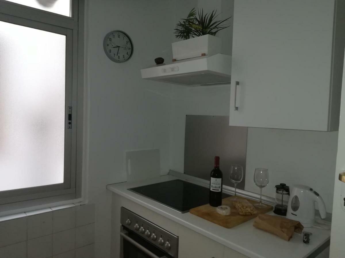 Nice Apartment In The Center Of Granada Buitenkant foto