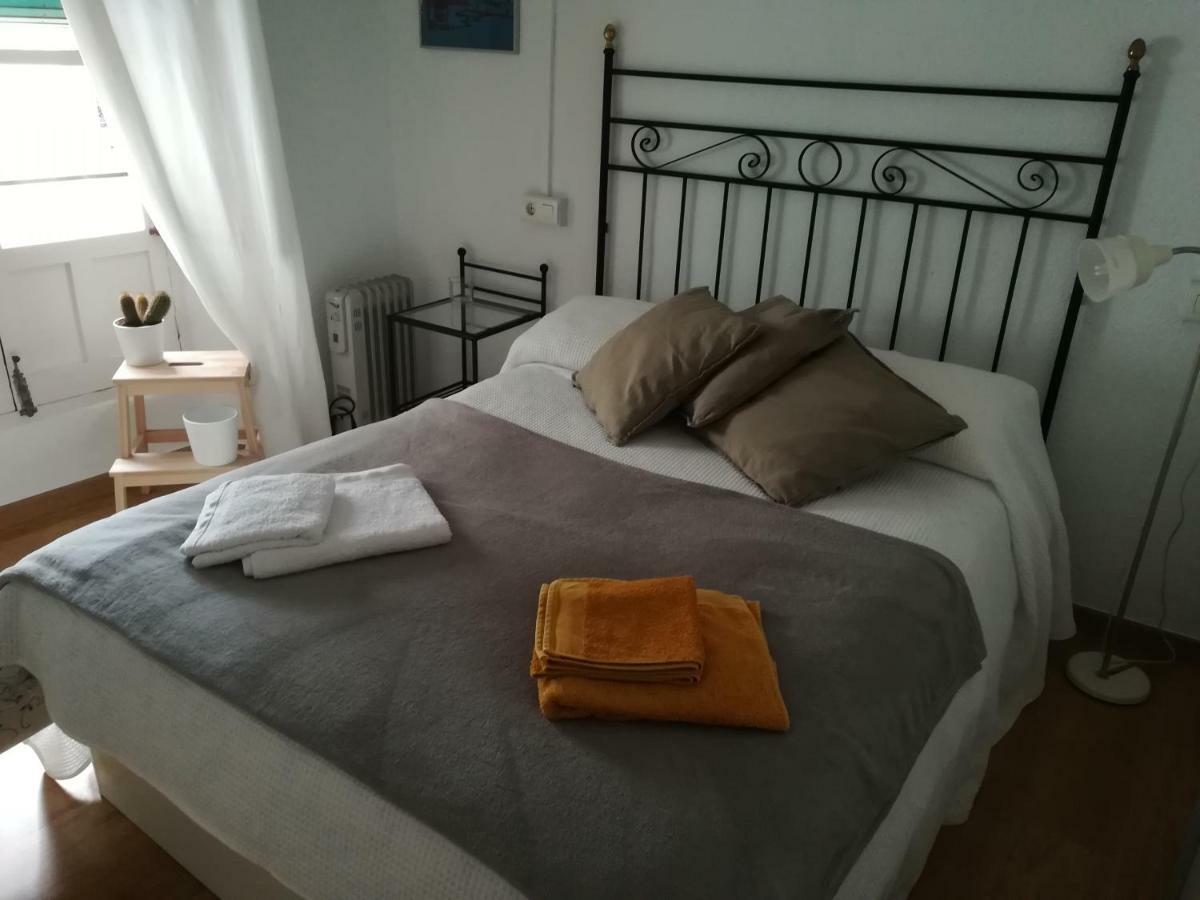 Nice Apartment In The Center Of Granada Buitenkant foto